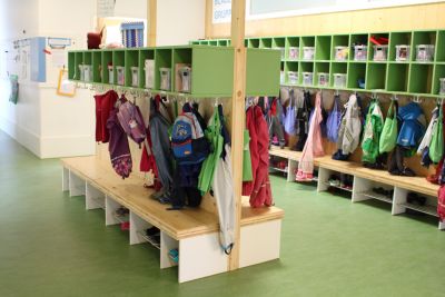 Elzwiesen Kindergarten_Garderobe-2.JPG