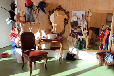 Elzwiesen Kindergarten_Spielzimmer Verkleidungen-2.JPG